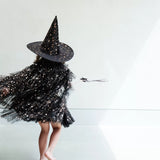 Mimi & Lula Ruffle Aurora Witch Pelerin