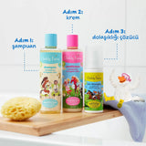 Childs Farm Çilek ve Organik Nane Özlü Şampuan 500ml